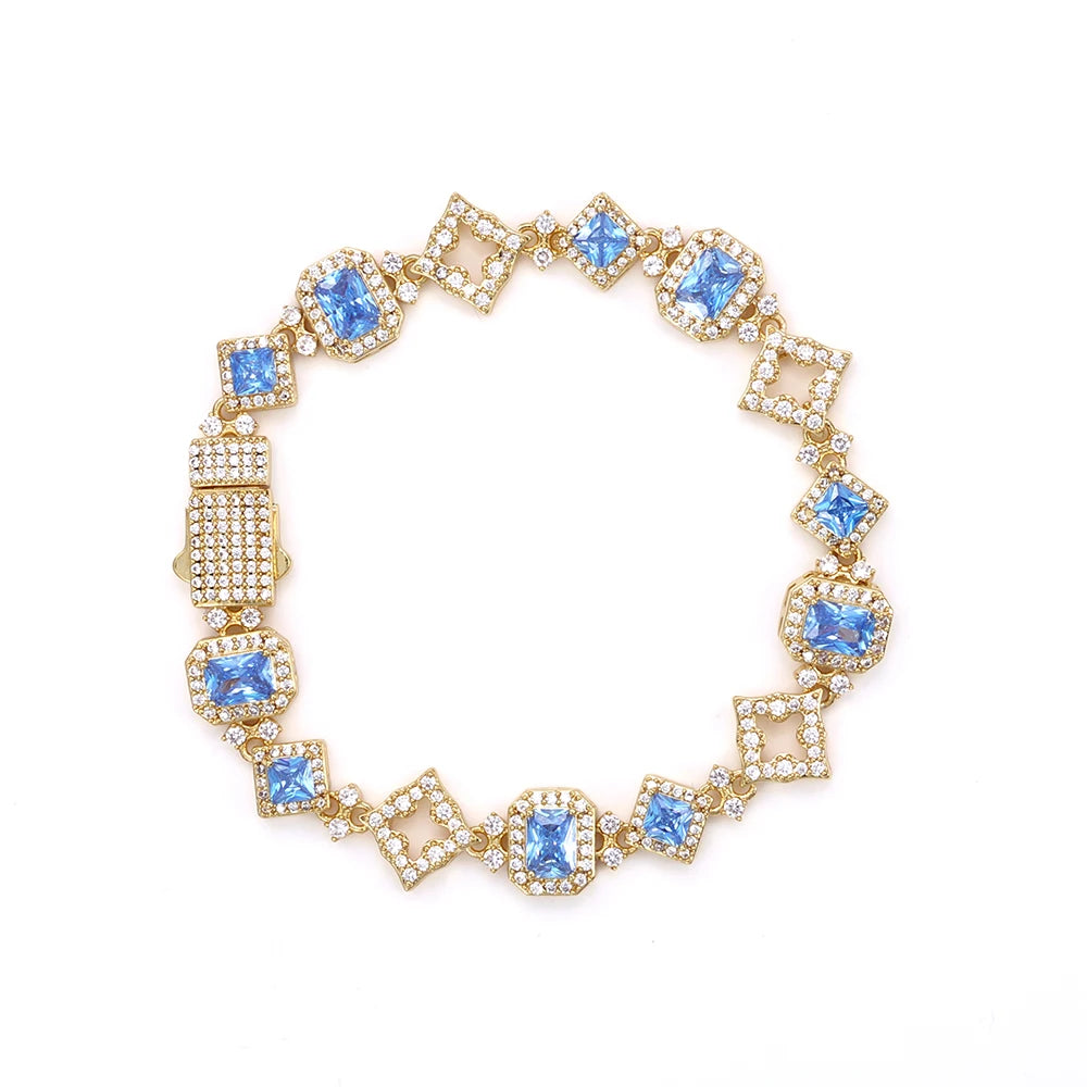 Pavé-Drenched Hollow Star Bracelet