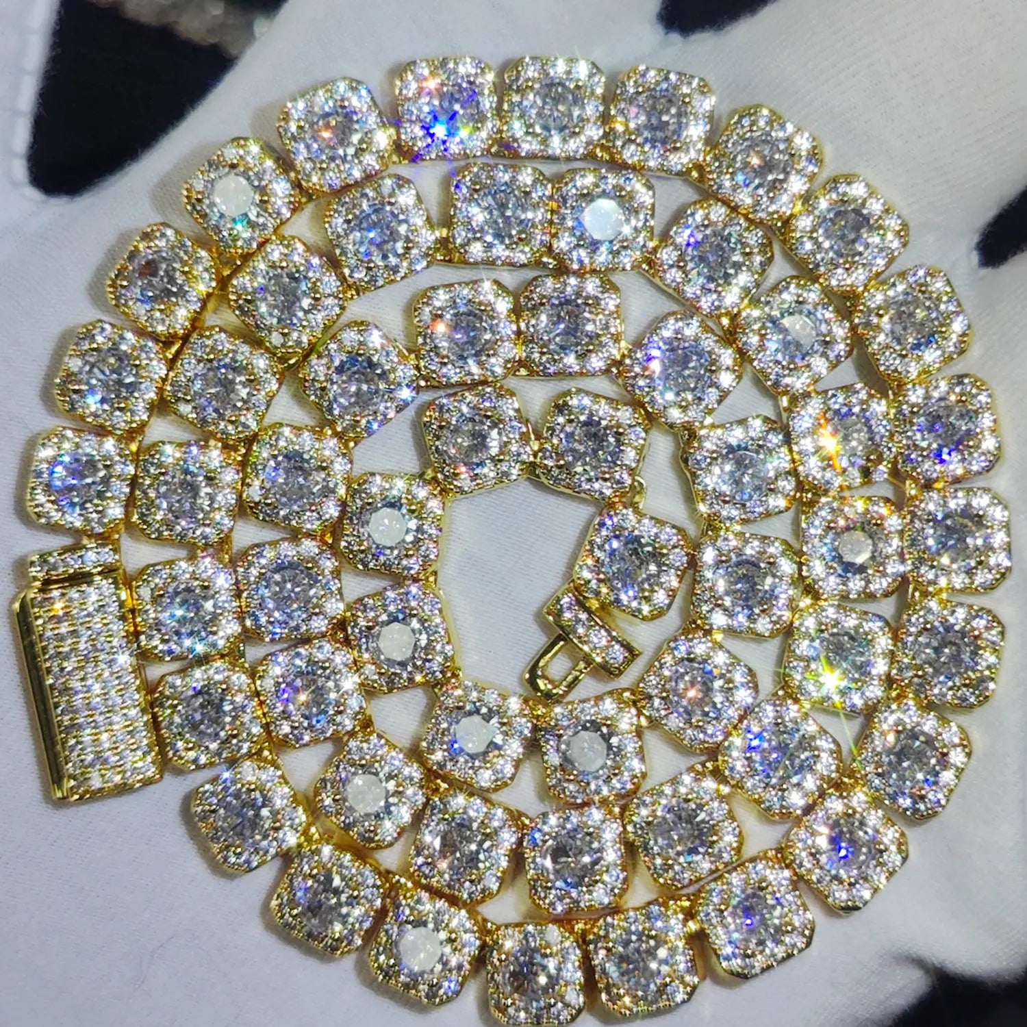 Pavé-Clustered Diamond Tennis Chain Cuban Link Chain/Bracelet