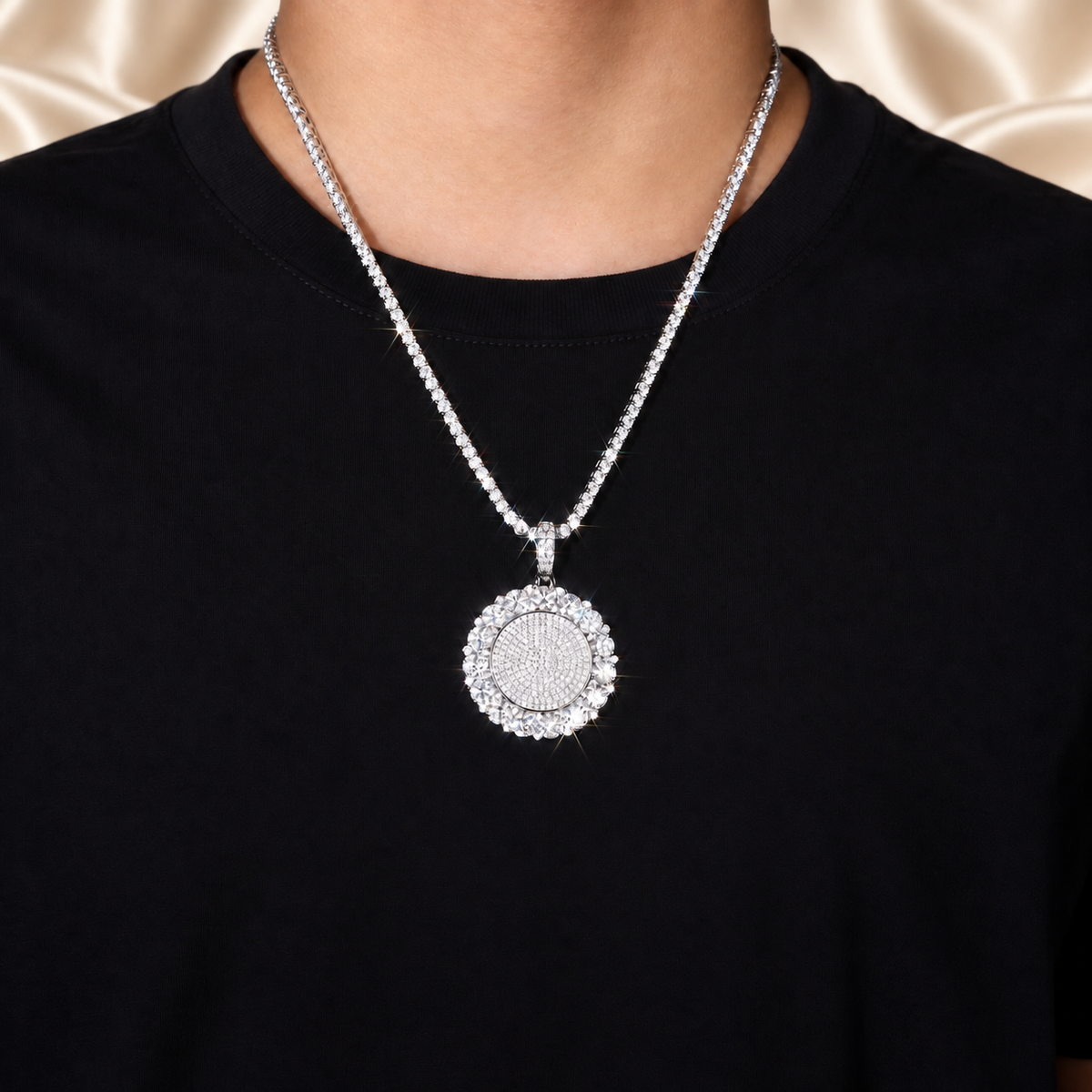 The Vendetta Halo Pendant